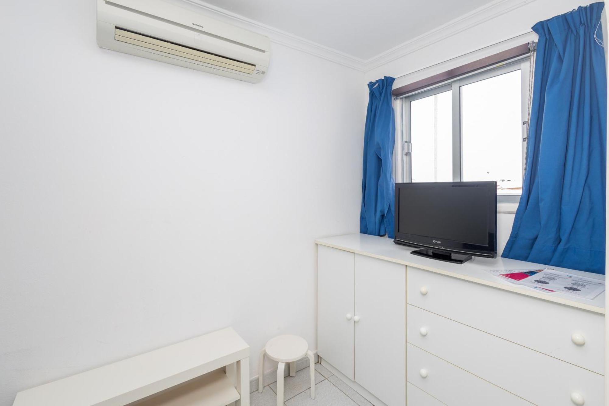Lightbooking Lola Playa De Apartment